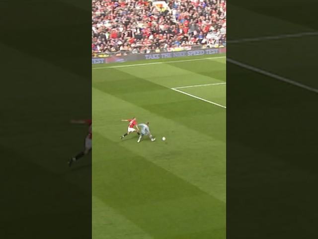 Fernando Torres with the finish vs Man United