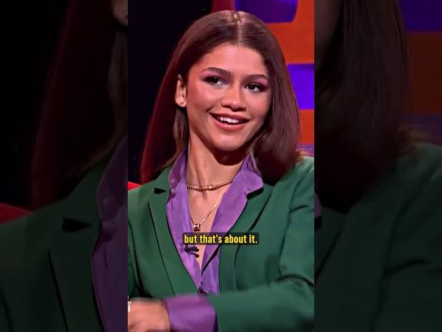Zendaya Made Tom Holland a Scarf