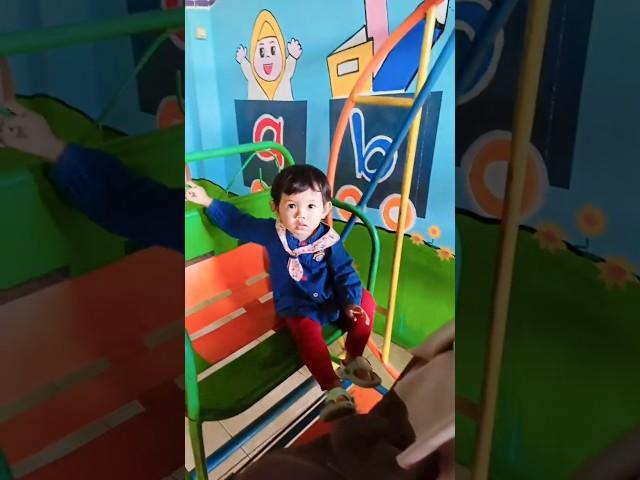 SYAIMA MAIN AYUNAN SAMA UMAH #viralvideos #lucu #bayivlog #syaimapinter #syaimagemesin