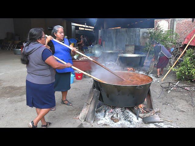 Boda tradicional en San Juan del Rio Tlacolula Oaxaca