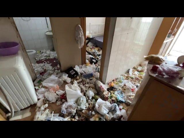  Can you imagine this lovely lady living in a house like this every day? | CLEANING MOTIVATION