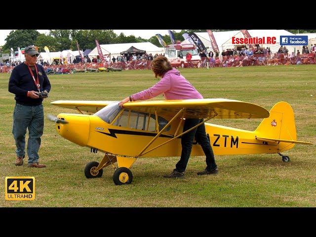 HUGE XXL PIPER J-3 CUB radio controlled American light aircraft