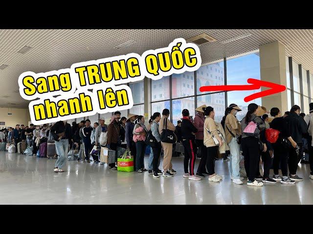 Hàng ngàn người Việt nối đuôi nhau để sang Trung Quốc - Chuyện gì vậy?