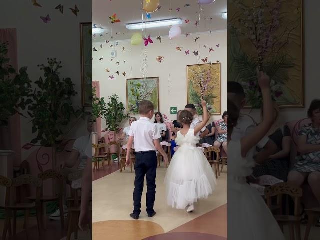 Первый вальс ️ #песня #дети #music#выпускной#вальс