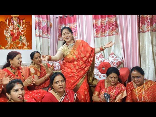 सुंदर भवन बनाई के मां बैठी आसान डाल के मेरी मैया.. #dance #kirtan #bhajan #song #mata ka bhajan 