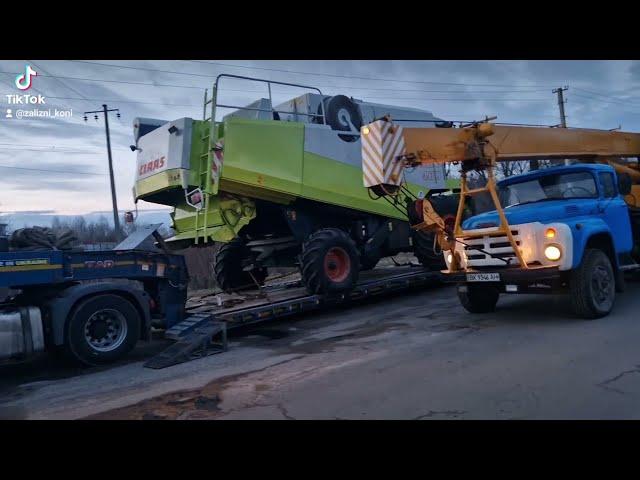 Claas Lexion 480 їде до нового власника