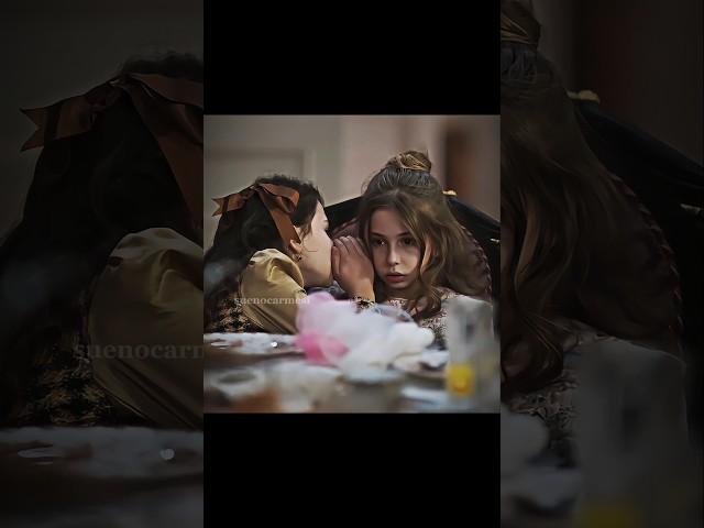 Kıyamam ya, nasıl da sevindi️ #şakirpaşaailesi#azraaksu#zeynepebrarkaraca#nilsuberfinaktaş