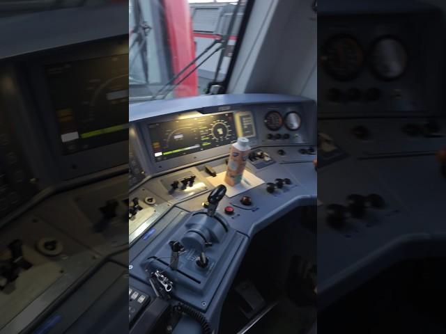 Машинист поезда пришел на работу  #железнаядорога #train #поездавидео #машинистпоезда #поезд