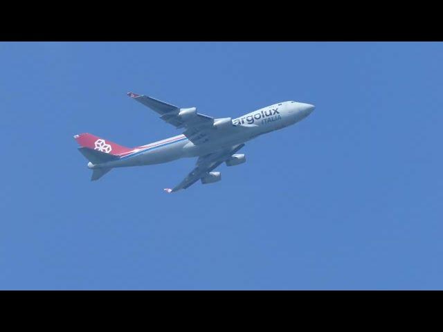 CARGOLUX ITALIA B747-400F RR RB211 NICE ROAR ENGINE SOUND