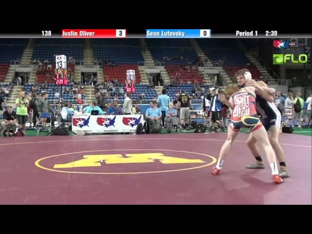 Junior 138 - Justin Oliver (Michigan) vs. Sean Lutovsky (Washington)