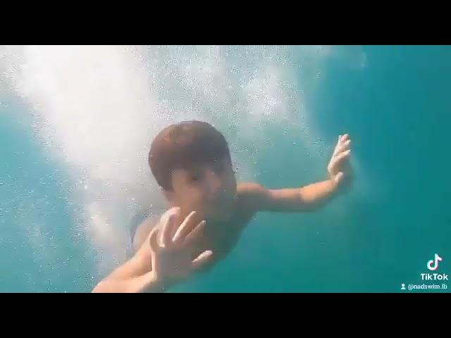 little clever swimmer