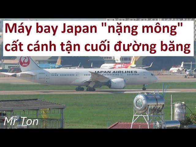 Máy bay Japan "nặng mông" cất cánh tận cuối đường băng!