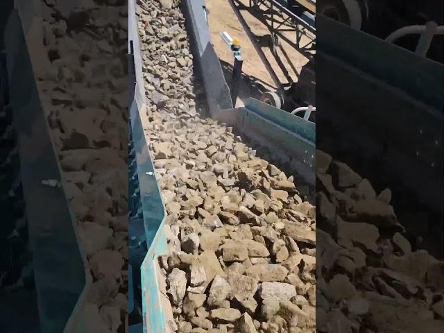Powerscreen  processing granite  #screener #crusher #crushingandscreening #materialprocessing