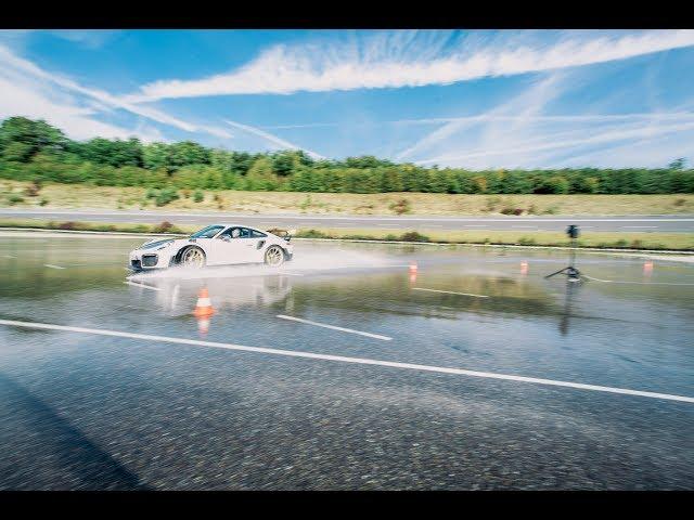 drive in motion - Porsche driver trainings 2022. Book now!