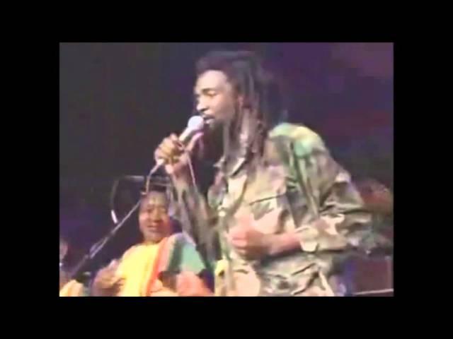 1989 Lucky Dube   Remember Me HQ original version