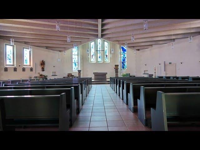 Wellenrauschen und Glockenklang - Moderne Kirche in Kühlungsborn