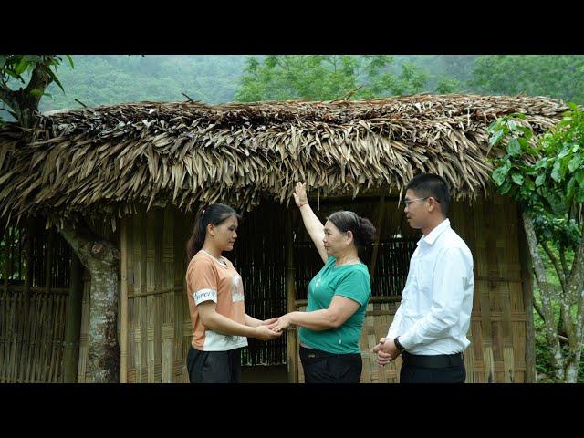 Wealthy Woman Gives Abandoned House to Homeless Girl - How She Renovated It