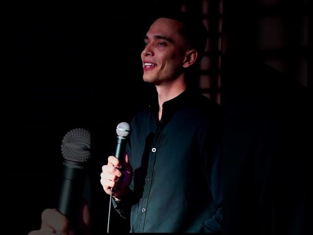 Александр Овсянников про двойные стандарты #shorts #standup #стендап #юмор #комик #комедия #шутки