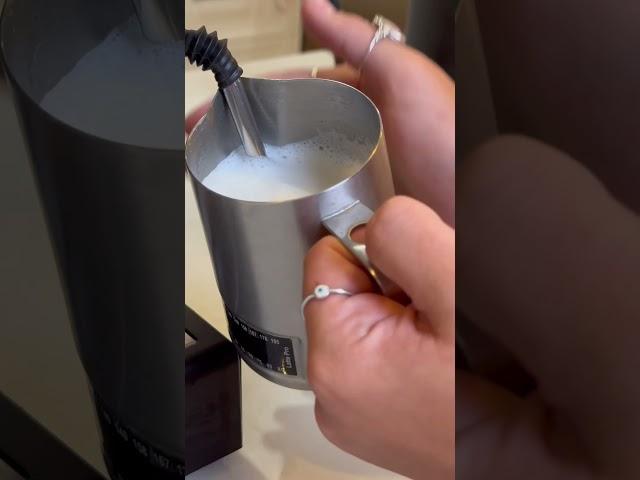 Tip 3! Was this helpful? #barista #coffee #coffeetime #latteart #video #cafe #espresso