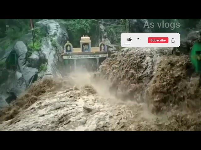 Kallathgiri waterfalls||heavy flood waterfalls||chikmagalur tourist places