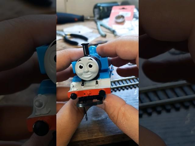 Repairing the Hornby Thomas  #modelrailway #thomasandfreinds #train #hornby