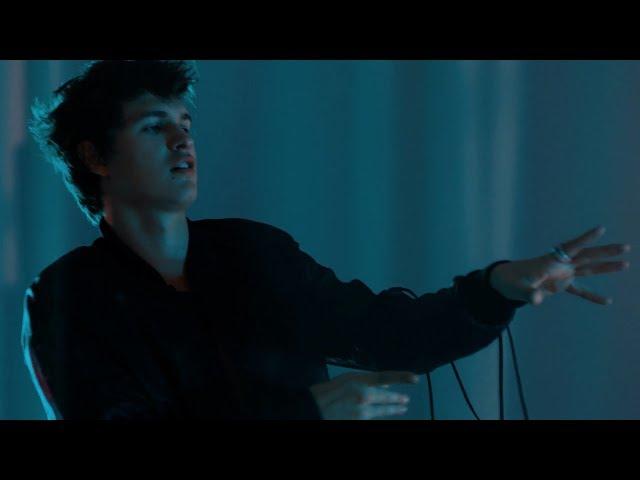 Ansel Elgort -  Thief (official)