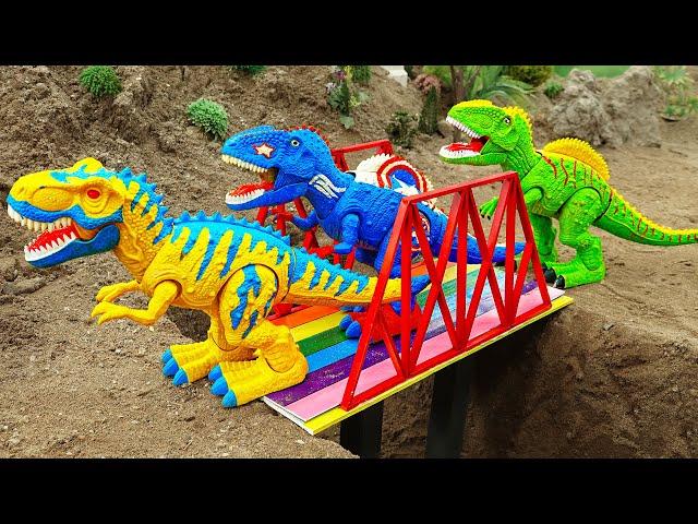 T-Rex dinosaur family unite to build a house | ToyTV animal for kids