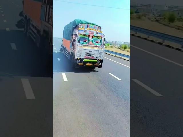 JK Bavla #shortvideo Delhi to Bangalore Mumbai express #automobile #comedy #ekmotahathighumechala