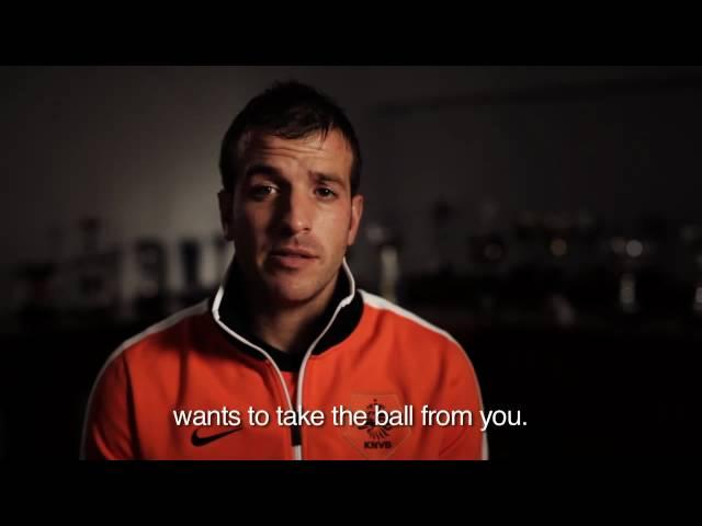 Rafael Van Der Vaart: Midfield domination