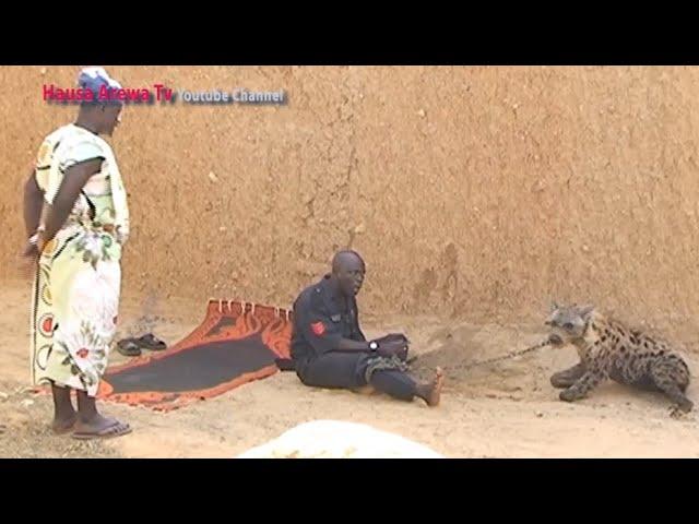 Musha Dariya || Kalli Dan Auta Me Wasa Da Kura Yayiwa Dan Sanda Tsiya || Video