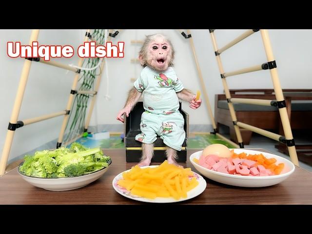 Lala learns to cook with Mom with a unique and flavorful stir fried noodles dish!