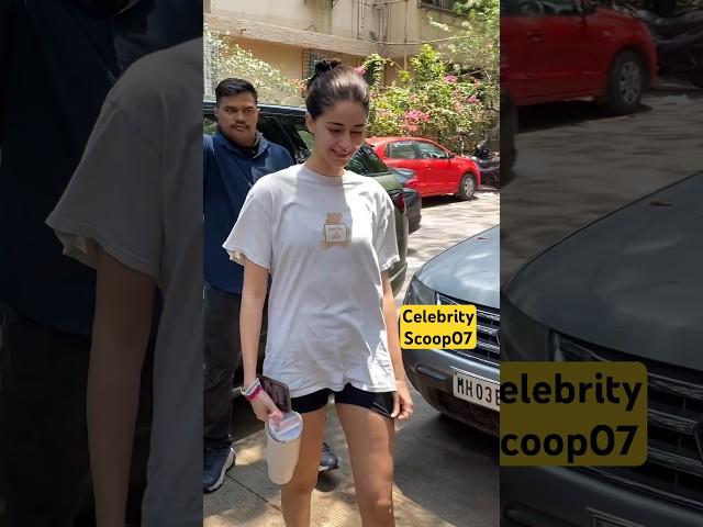 Cutie #AnanyaPandey gets clicked as she arrives for Gym Session  #bollywood