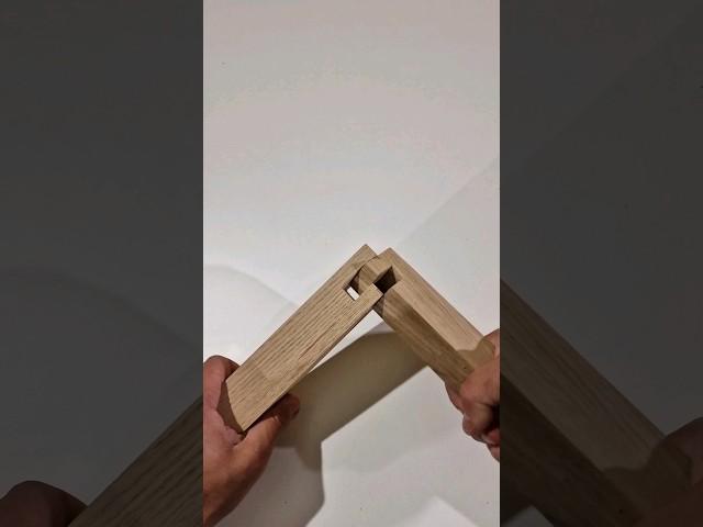 Super Easy Corner Joint - Upgrade Your Woodworking Skills