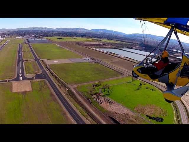 *MUST SEE*  Ultralight landing in the bad turbulence