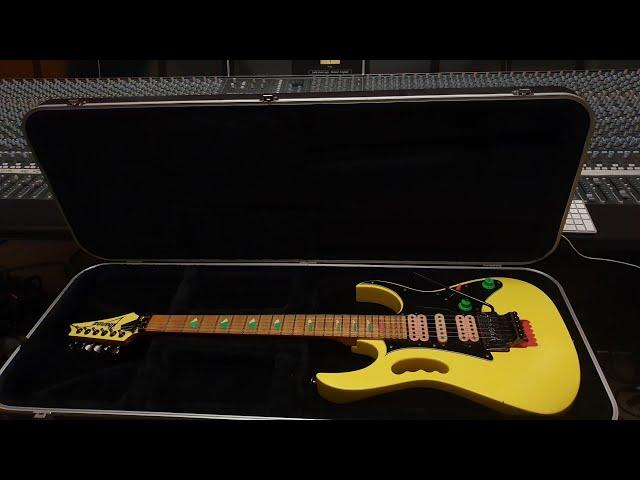 Ibanez Jem 777 FIRST YEAR 1987 Desert Yellow Steve Vai JEM777 Guitar Up Close Video Review