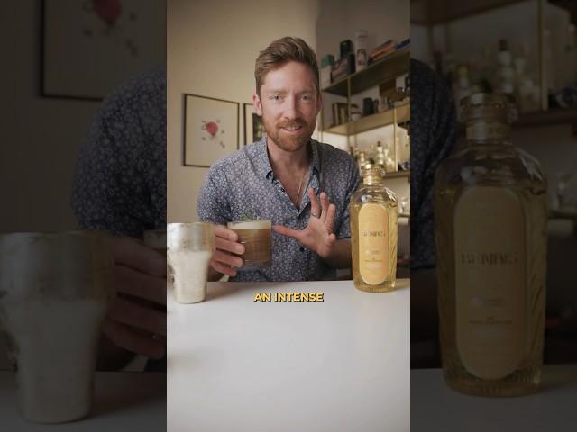Tasting Alex & Emma Watson’s Renais Gin with a Pomegranate Sour!