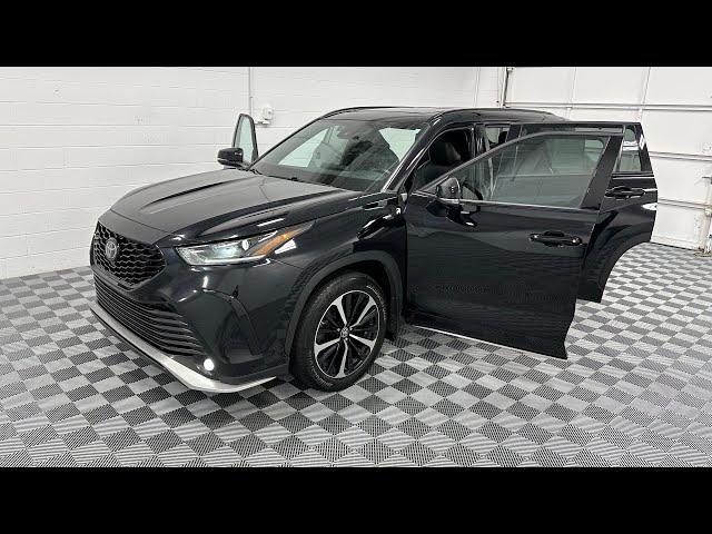 2022 Toyota Highlander XSE (XYZ Motors)