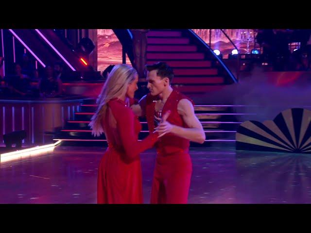 Stephen Nedoroscik’s Oscars Night Paso Doble – Dancing with the Stars