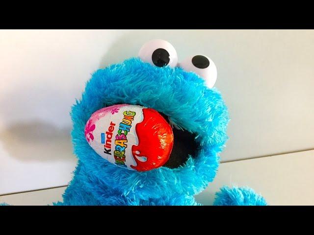 Cookie Monster and Kinder Surprise Eggs Krümelmonster