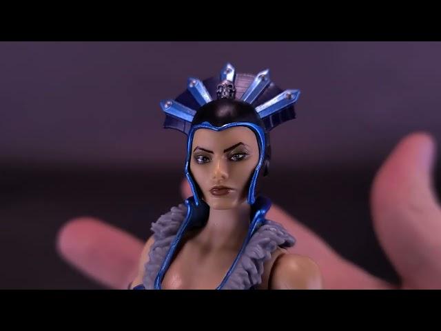 Mattel Masters Of The Universe Masterverse New Eternia Evil-Lyn Figure | @TheReviewSpot