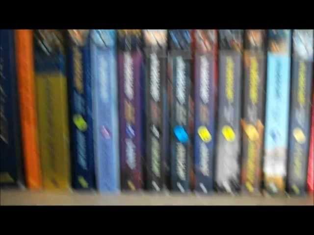Erin: My BookShelf Tour