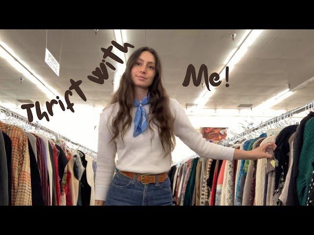 THRIFT WITH ME! Hunting for more vintage gems