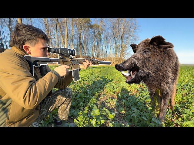 Hunting WILD HOGS at Night (KILL SHOTS) *thermal scope cam