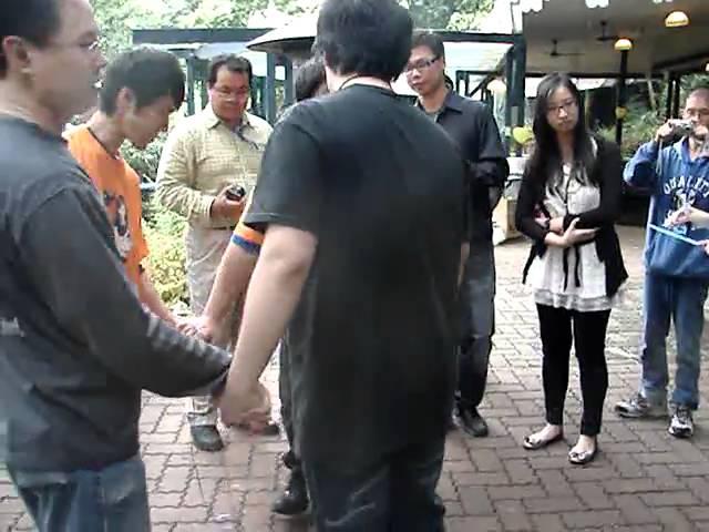 小小瑜張芯瑜慶生會遊戲篇2011/04/23  part14