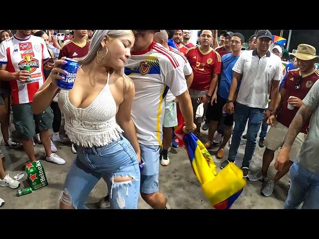 This is How Venezuelan's Behave in America 