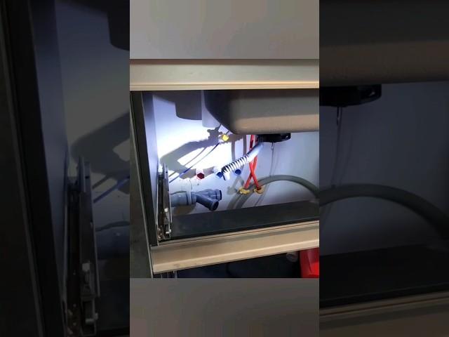 Измельчитель под мойкой. Установка и подключение #ремонт #сантехника #АйДаМастера
