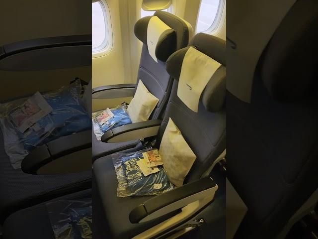 British Airways BA194 World Traveller Twins Seats In Economy Class on The Boeing 777-200ER #shorts