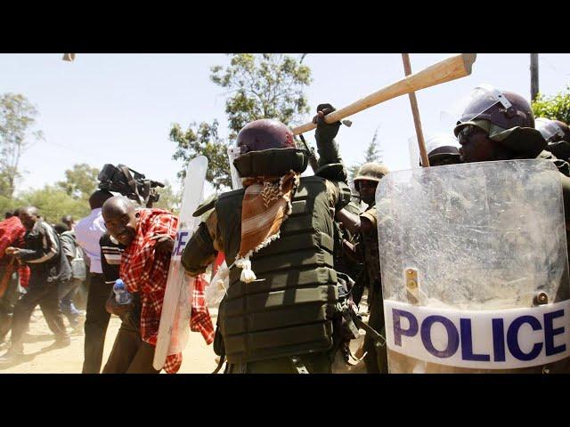 TOTAL CHAOS! A POLICE LOSES HIS HAND AS MASAAI MORANS CLASH WITH POLICE IN NAROK,SUSWA!