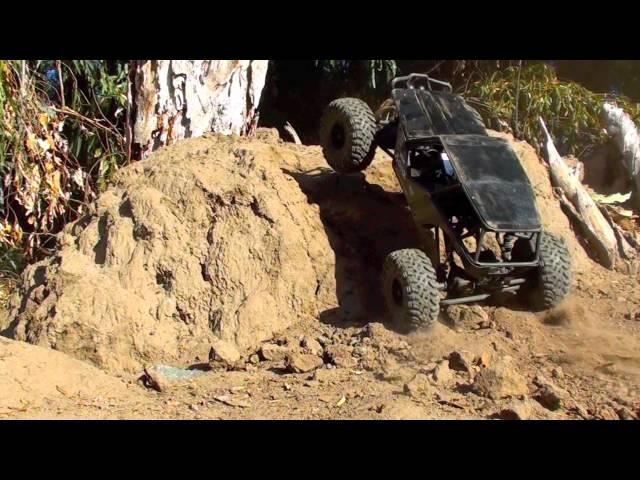 Axial Wraith Kit Build in Action - 4WS