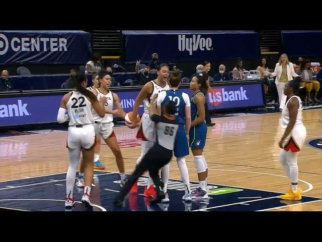 Liz Cambage Receives Technical, Taunts Opponent Later But Officials Don't Have Guts To Kick Her Out.